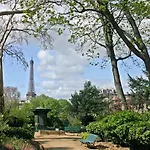 Ibis Tour Eiffel Cambronne 15ème Hotel