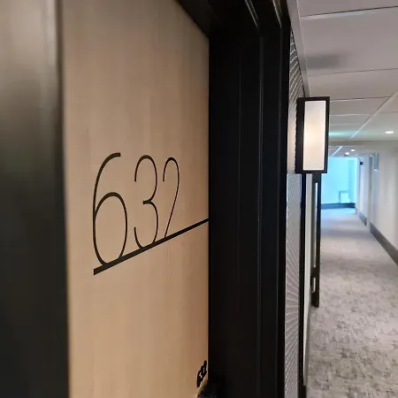Ibis Tour Eiffel Cambronne 15ème Hotel 3*