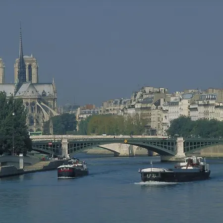 Ibis Tour Eiffel Cambronne 15eme Hotel