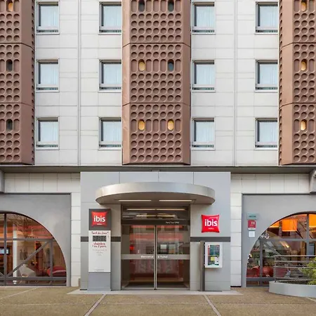 イビス トゥール エッフェル カンブロンヌ 15区 3* パリ