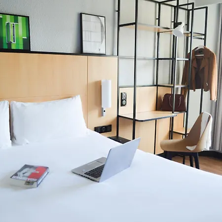 Ibis Tour Eiffel Cambronne 15ème Hotel Paris