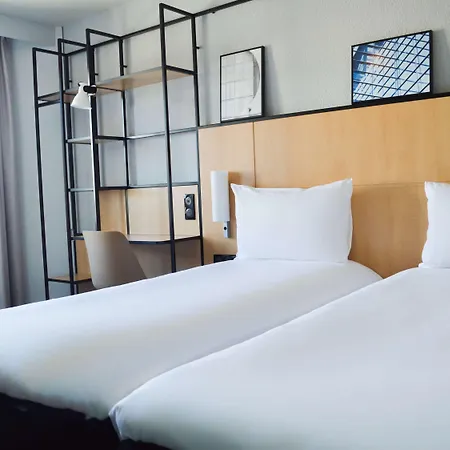 Ibis Tour Eiffel Cambronne 15eme 3*