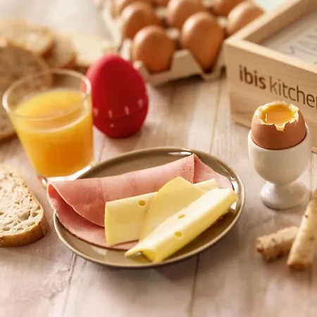 أيبس تورا إيفل كامبرون اي ام اي 15 باريس