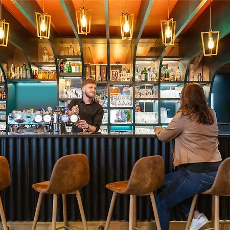 أيبس تورا إيفل كامبرون اي ام اي 15 3*