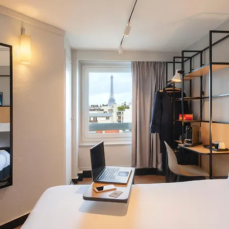 Ibis Tour Eiffel Cambronne 15eme Отель