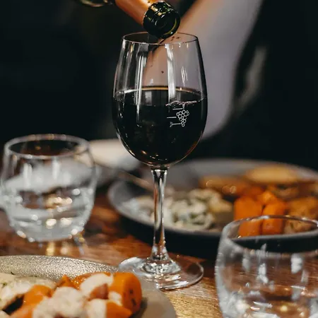 Ibis Tour Eiffel Cambronne 15ème Parigi