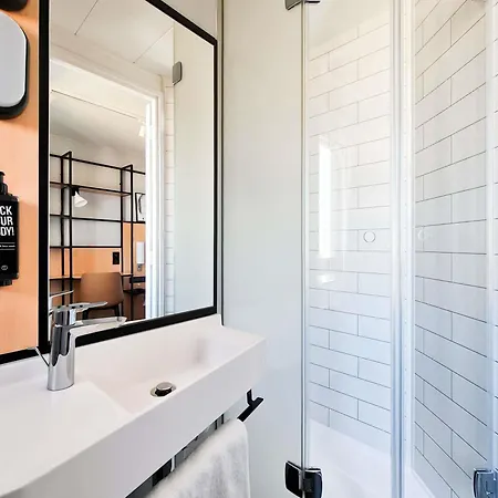 Отель Ibis Tour Eiffel Cambronne 15eme 3*