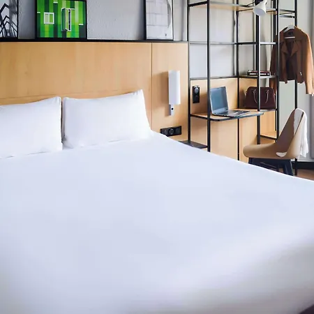 Ibis Tour Eiffel Cambronne 15eme Paris