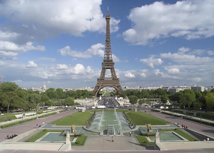 Ibis Tour Eiffel Cambronne 15eme