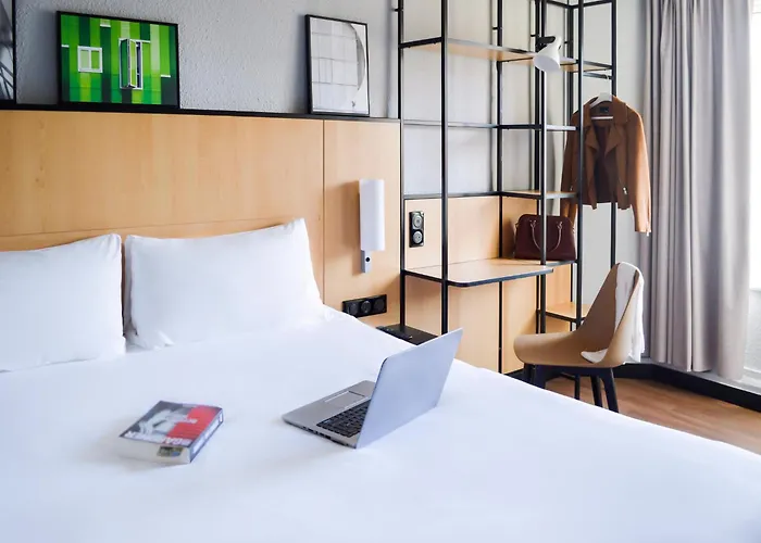 Hotel Ibis Tour Eiffel Cambronne 15eme 3*