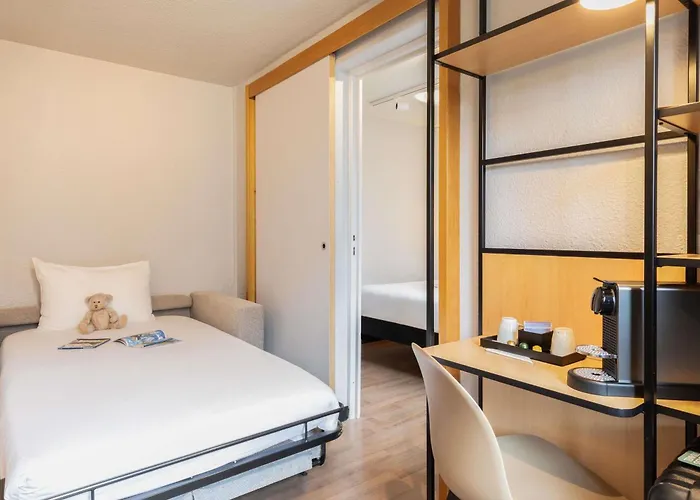 Ibis Tour Eiffel Cambronne 15eme Hotel 3*