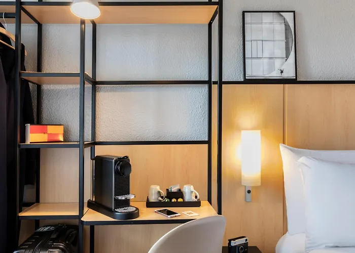 Ibis Tour Eiffel Cambronne 15eme 3*