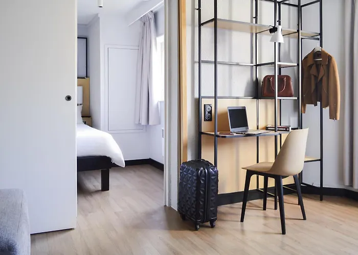 Ibis Tour Eiffel Cambronne 15eme Hotel